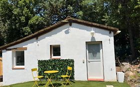 Un Studio Dans Un Endroit Tranquille